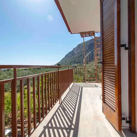Apartamento Laconian Collection # Manousi Mistrá